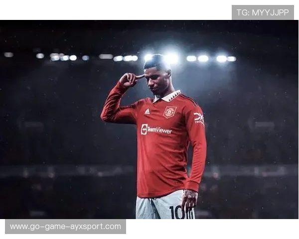 拉什福德训练照曝光展示竞技状态