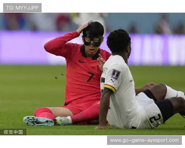 莱比锡红牛—朴智星任意球穿过人墙入网