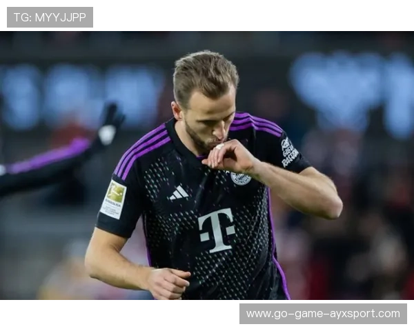 拜仁中路短传渗透精妙衔接，凯恩如中轴般运转——一场关于传控与统治力的进攻诗